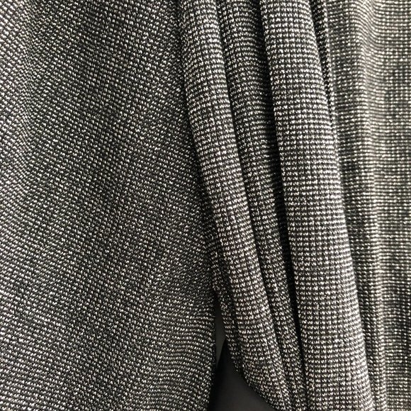 Gorgeous SWEET CHEMISE Cape Lightweight Jacket/Sweater - In Slight Shimmer Grey - Picture 5 of 7